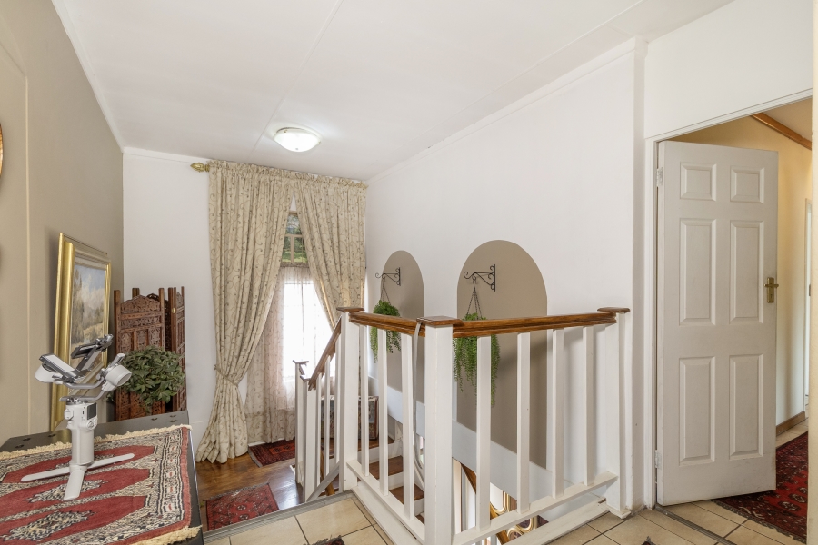 6 Bedroom Property for Sale in Melodie North West